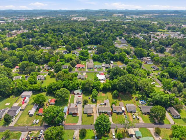 211 Key West Avenue, Rossville, GA 30741