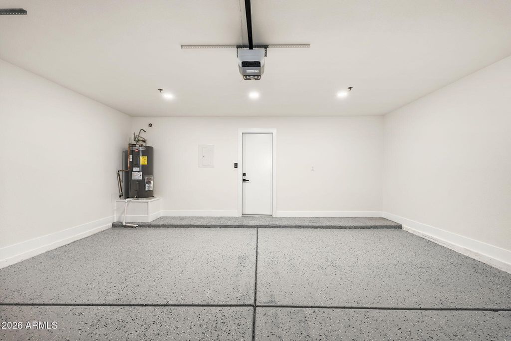 Image 16 of property listing at 11515 N 91ST Street 107, Scottsdale, AZ 85260