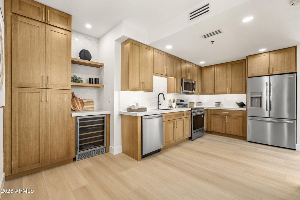 Image 2 of property listing at 11515 N 91ST Street 107, Scottsdale, AZ 85260