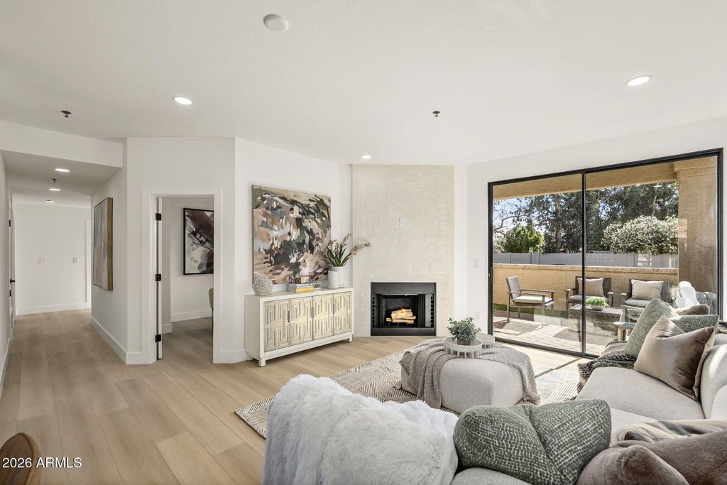 Image 5 of property listing at 11515 N 91ST Street 107, Scottsdale, AZ 85260