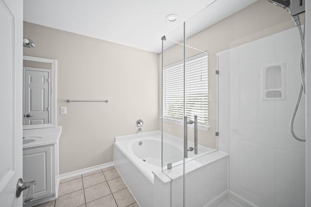 11 Scenic Brook Court, The Woodlands, TX 77382