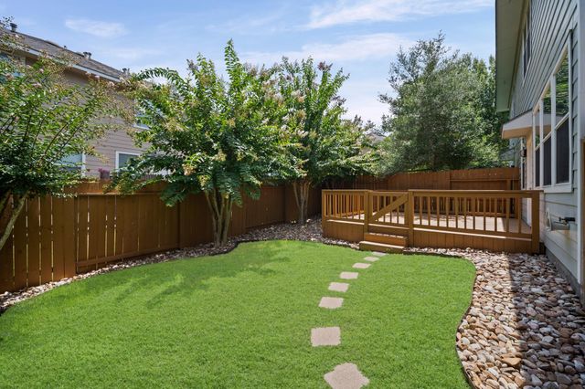 11 Scenic Brook Court, The Woodlands, TX 77382