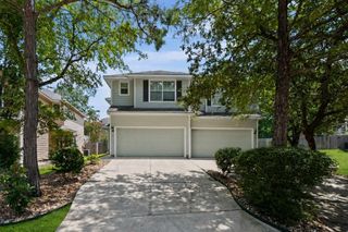 11 Scenic Brook Court, The Woodlands, TX 77382