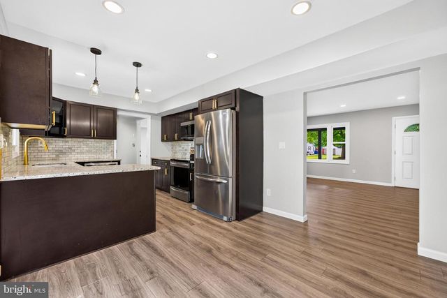 37 ELSIN LN, Willingboro, NJ 08046