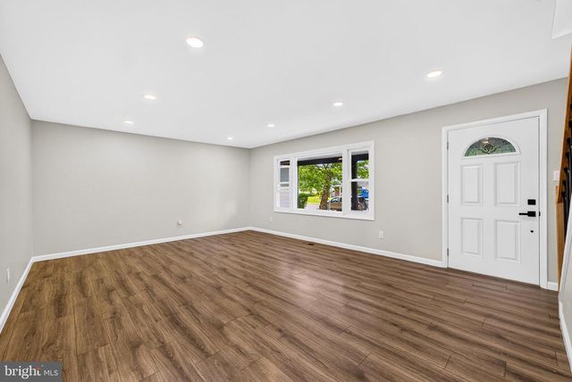 37 ELSIN LN, Willingboro, NJ 08046