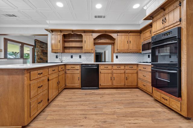 106 Snyder Ranch Road, Trinidad, TX 75163