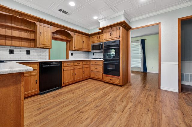 106 Snyder Ranch Road, Trinidad, TX 75163