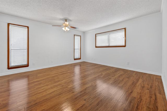 106 Snyder Ranch Road, Trinidad, TX 75163