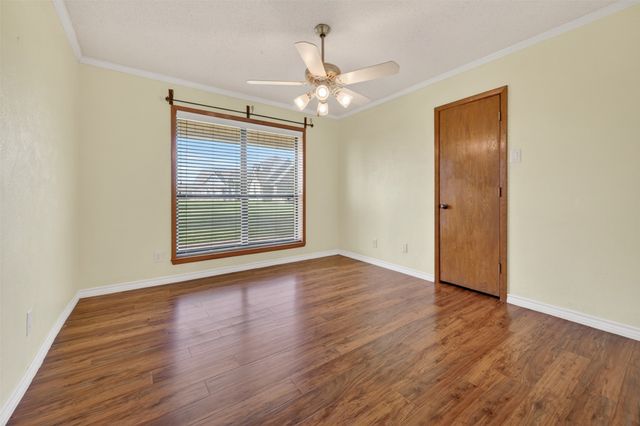 106 Snyder Ranch Road, Trinidad, TX 75163