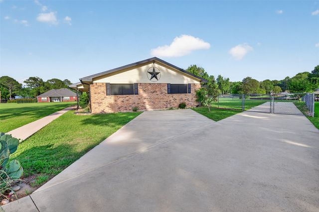 106 Snyder Ranch Road, Trinidad, TX 75163