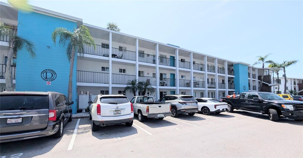 2238 CANAL DRIVE D34, Bradenton, FL 34207