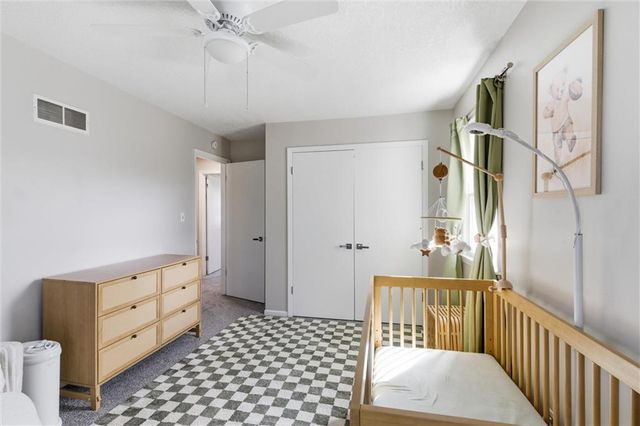 10205 W 97th Terrace, Overland Park, KS 66212