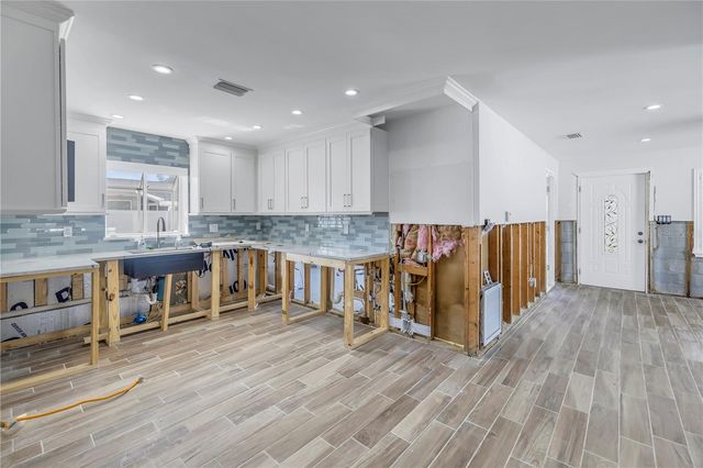 4501 HELENA STREET NE, St Petersburg, FL 33703