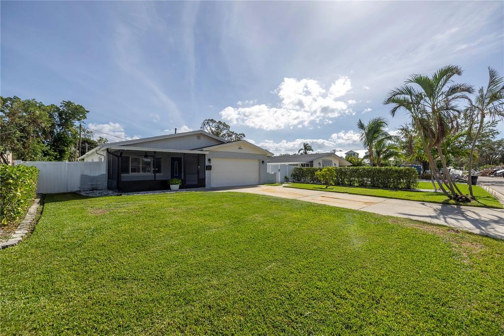 4501 HELENA STREET NE, St Petersburg, FL 33703