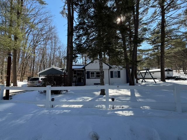 25 Hunting Ridge Road, Conway, NH 03813