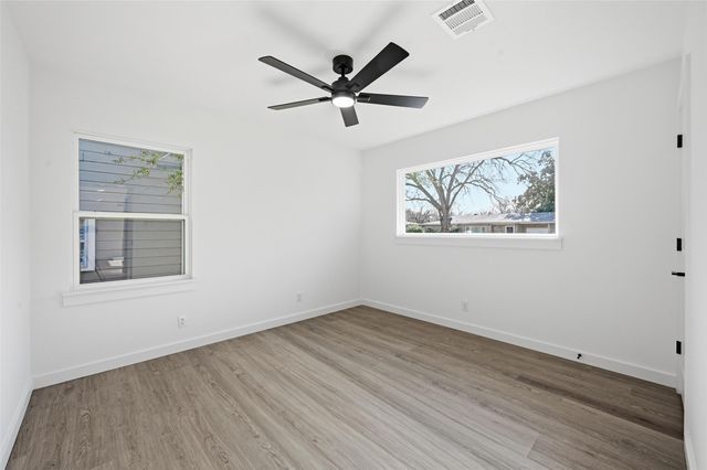 413 Wanda Way, Hurst, TX 76053