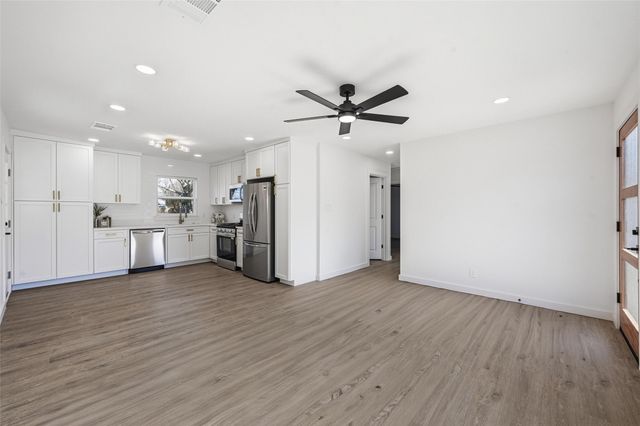 413 Wanda Way, Hurst, TX 76053