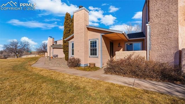 6626 Bobtail Drive, Colorado Springs, CO 80911