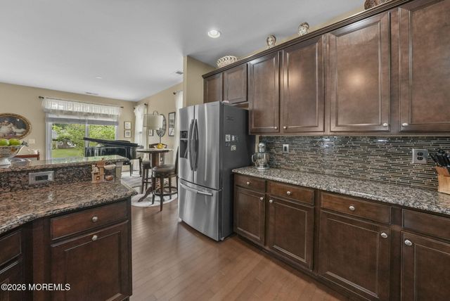 194 Wintergreen Drive, Manalapan, NJ 07726
