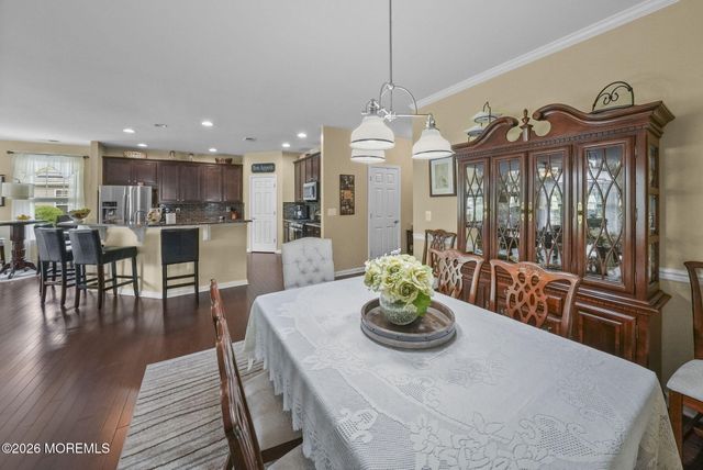 194 Wintergreen Drive, Manalapan, NJ 07726