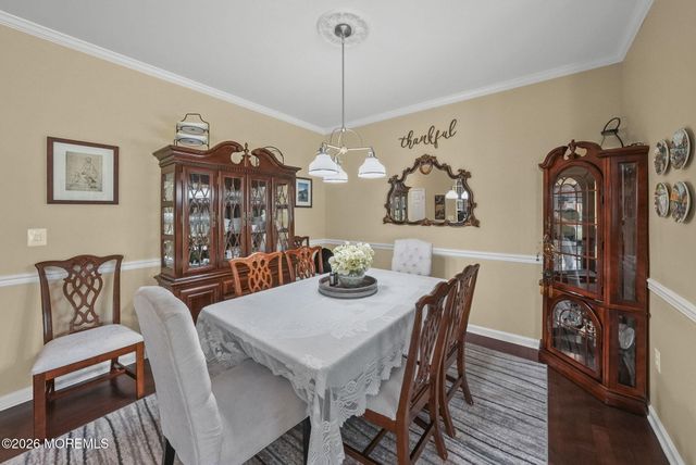 194 Wintergreen Drive, Manalapan, NJ 07726
