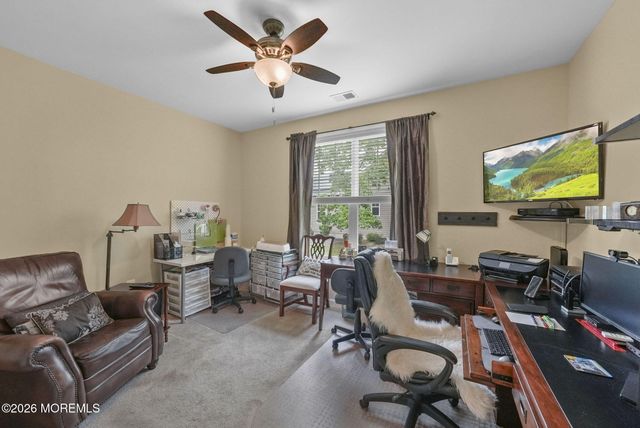194 Wintergreen Drive, Manalapan, NJ 07726
