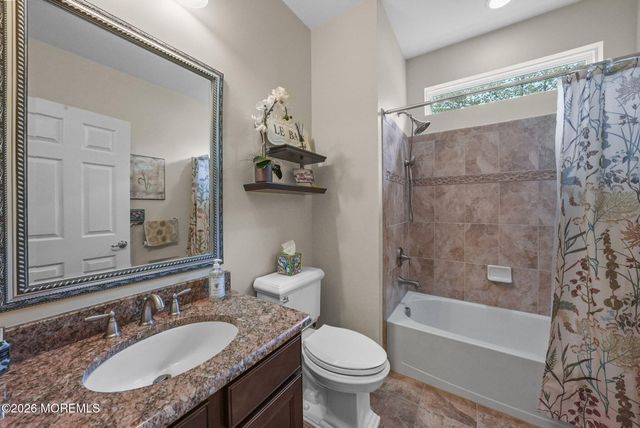 194 Wintergreen Drive, Manalapan, NJ 07726