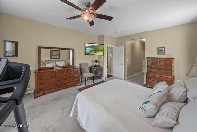194 Wintergreen Drive, Manalapan, NJ 07726