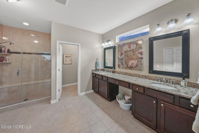 194 Wintergreen Drive, Manalapan, NJ 07726