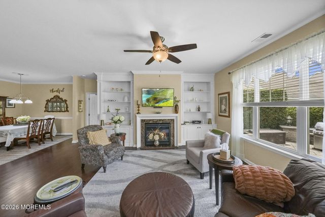 194 Wintergreen Drive, Manalapan, NJ 07726