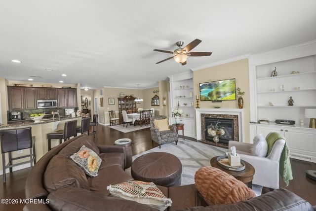194 Wintergreen Drive, Manalapan, NJ 07726