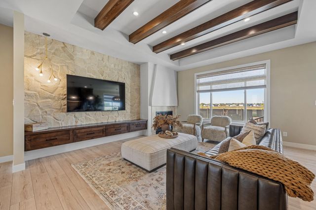 6833 Sunrise Point, Horace, ND 58047