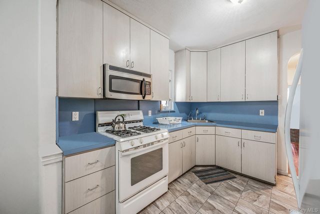 66-11 Burns Street, Rego Park, NY 11374