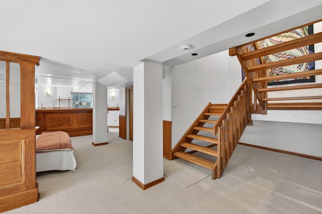 323 N Prospect Avenue, Park Ridge, IL 60068