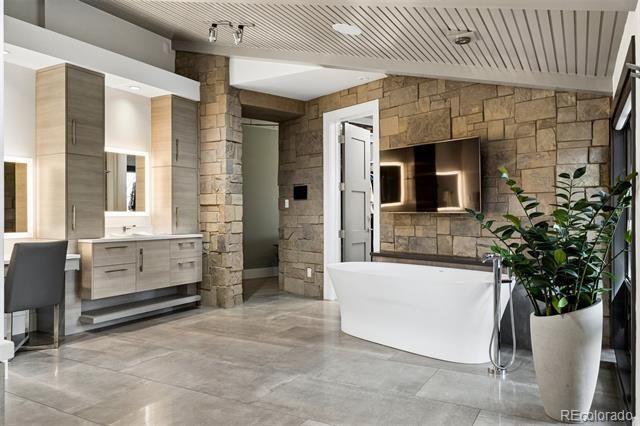 4201 Preserve Parkway, Greenwood Village, CO 80121