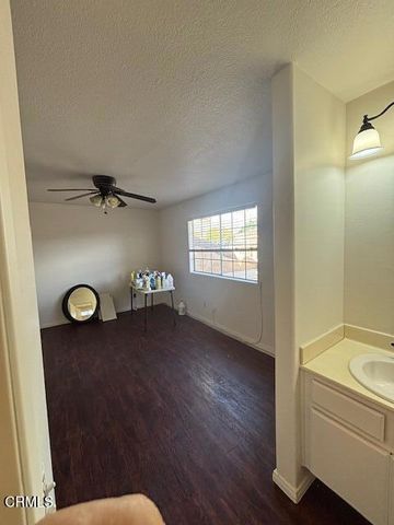 2041 Blackberry Circle, Oxnard, CA 93036