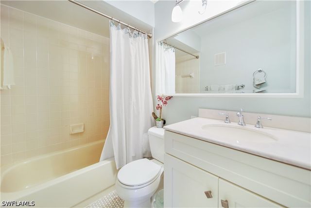 2058 Arbour Walk CIR 3322, Naples, FL 34109