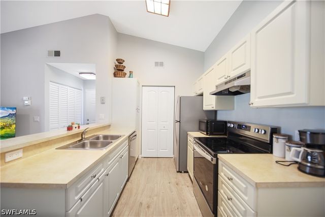 2058 Arbour Walk CIR 3322, Naples, FL 34109