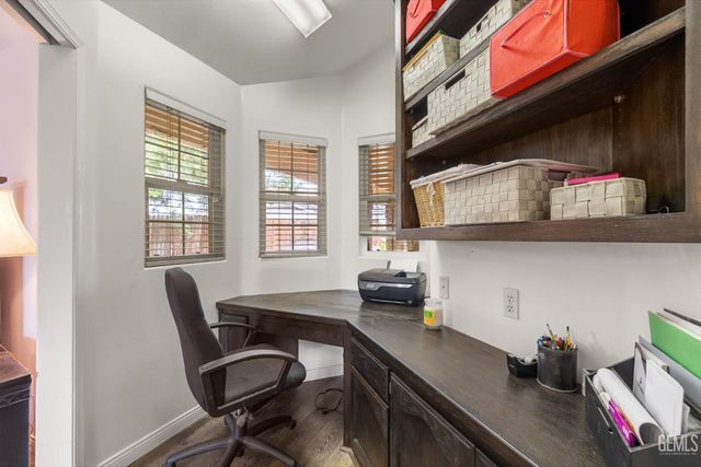 11208 Candlelight Court, Bakersfield, CA 93312