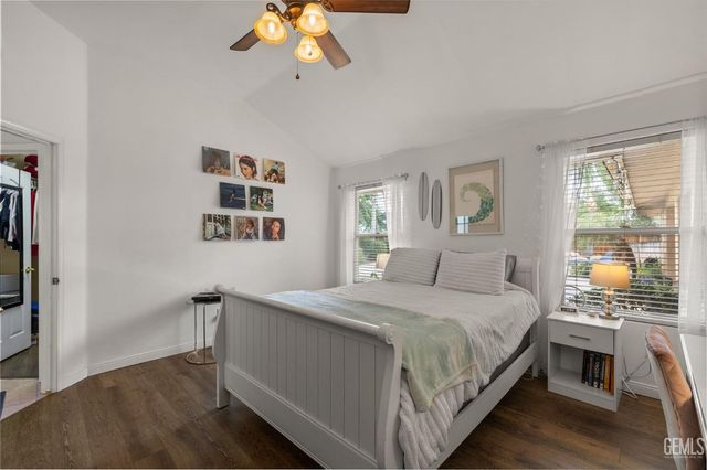 11208 Candlelight Court, Bakersfield, CA 93312