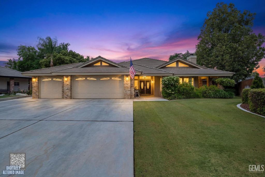 11208 Candlelight Court, Bakersfield, CA 93312