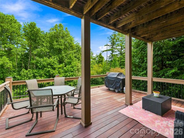 6 Sterling Run Drive, Fletcher, NC 28732