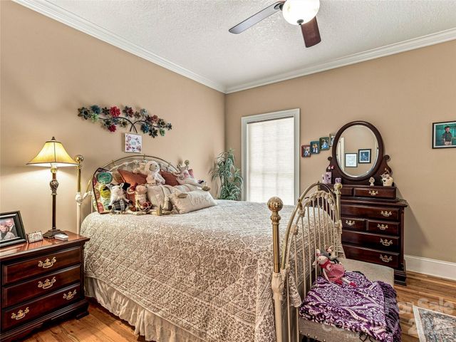 6 Sterling Run Drive, Fletcher, NC 28732