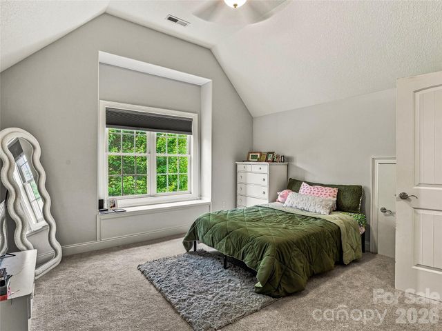 6 Sterling Run Drive, Fletcher, NC 28732