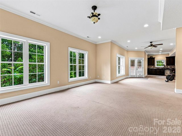 6 Sterling Run Drive, Fletcher, NC 28732