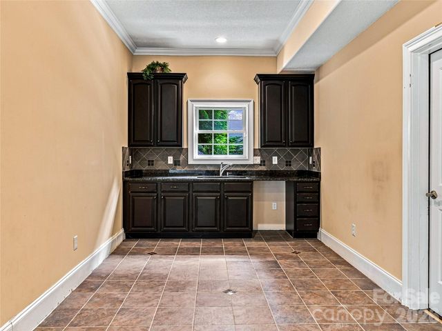 6 Sterling Run Drive, Fletcher, NC 28732