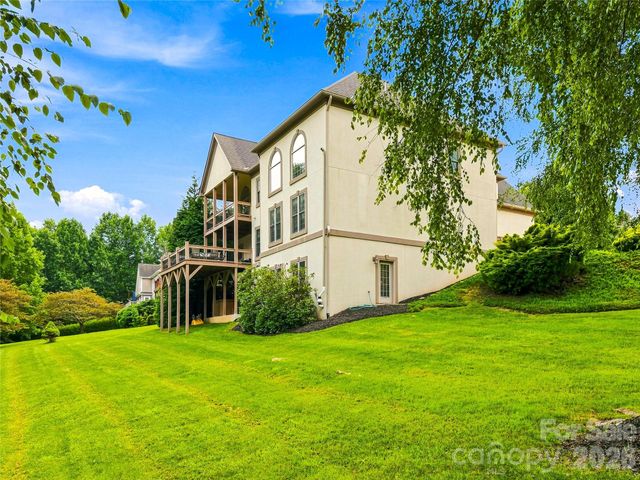 6 Sterling Run Drive, Fletcher, NC 28732