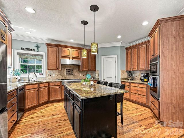 6 Sterling Run Drive, Fletcher, NC 28732