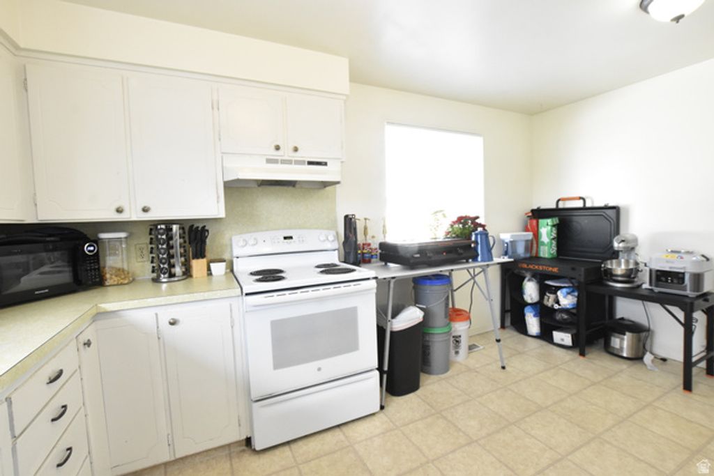Image 24 of property listing at 290 W 600 N, Logan, UT 84321