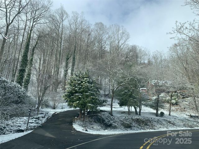 1145 Bearwallow Mountain Road, Hendersonville, NC 28792